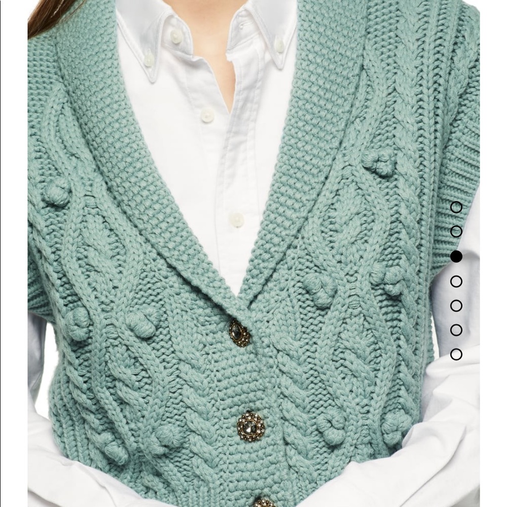 Zara cable knit vest with jewel buttons - Picture 6 of 10